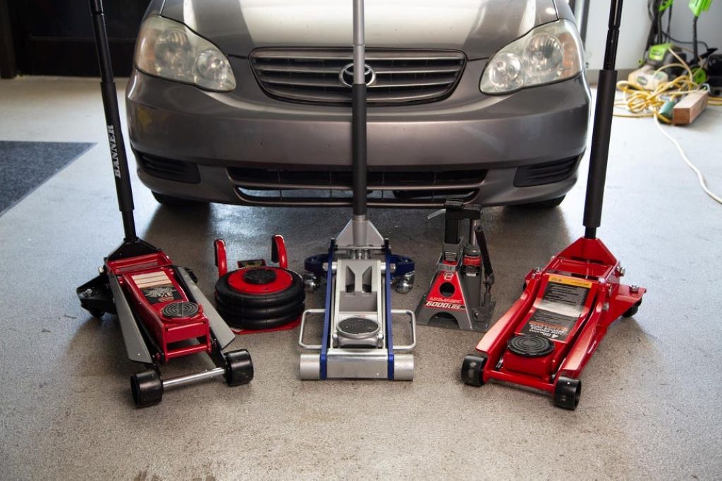 Safe Vehicle Lifting: Car Jack and Jack Stands Guide